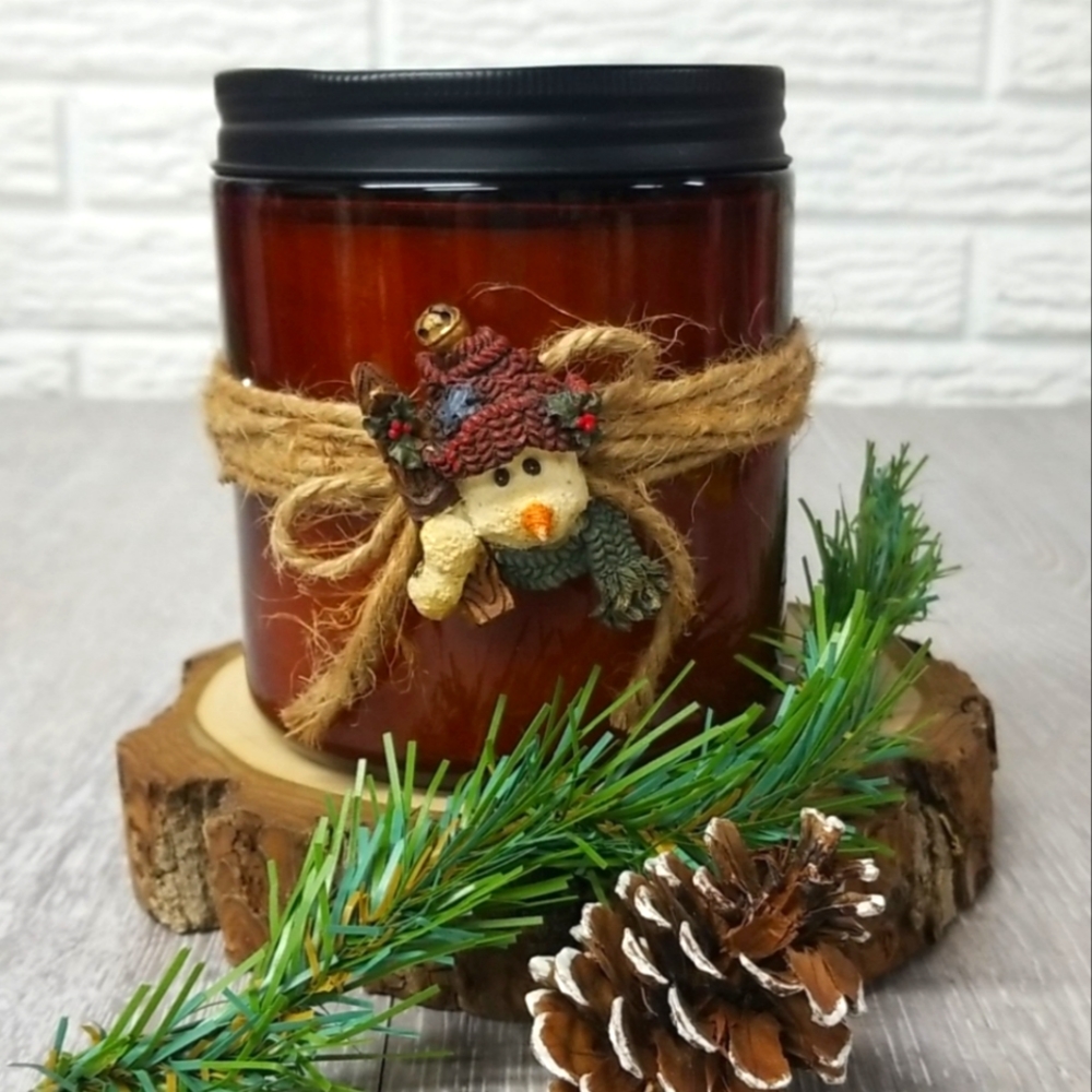 Peppermint bark candle/with snowman pin